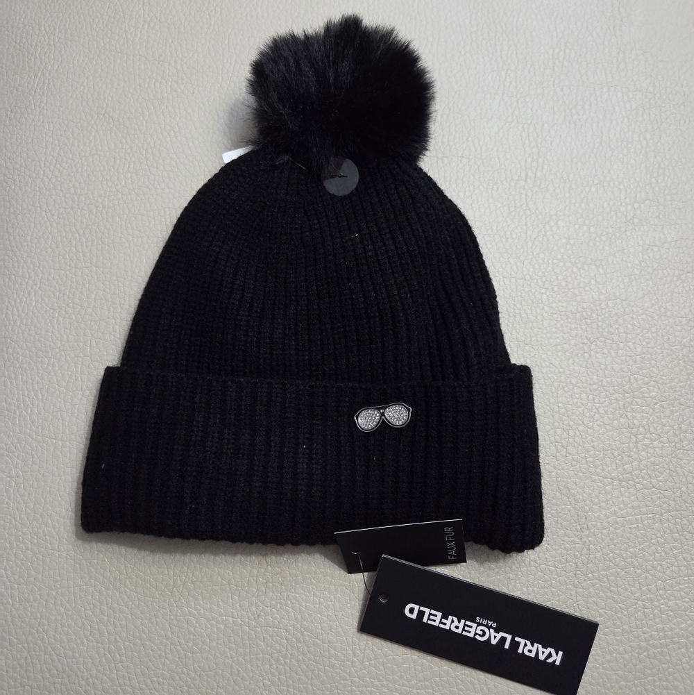 NWT - Karl Lagerfeld Paris Women's Pom Pom Beanie
